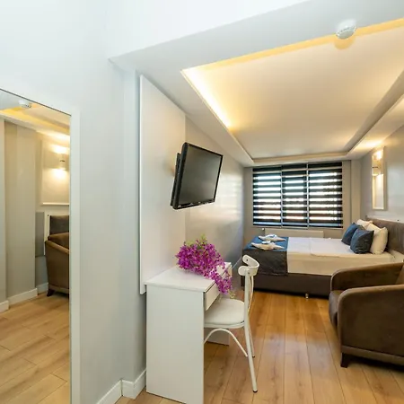 Luce Taksim 4*